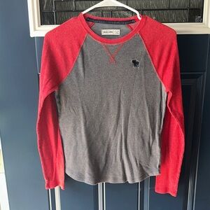 Abercrombie & Fitch Red and Gray Long Sleeve Tee